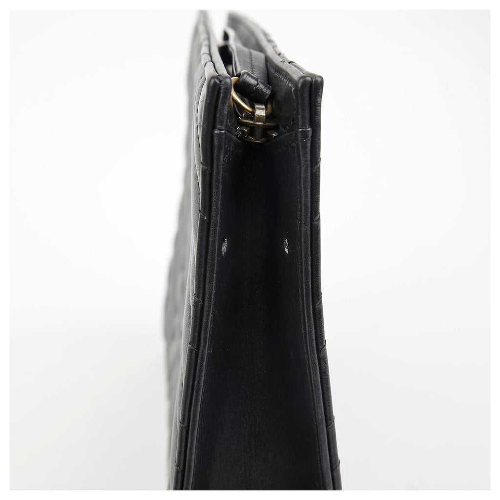 Gucci GG Marmont Matelassé Chevron Heart Clutch Bag – Black