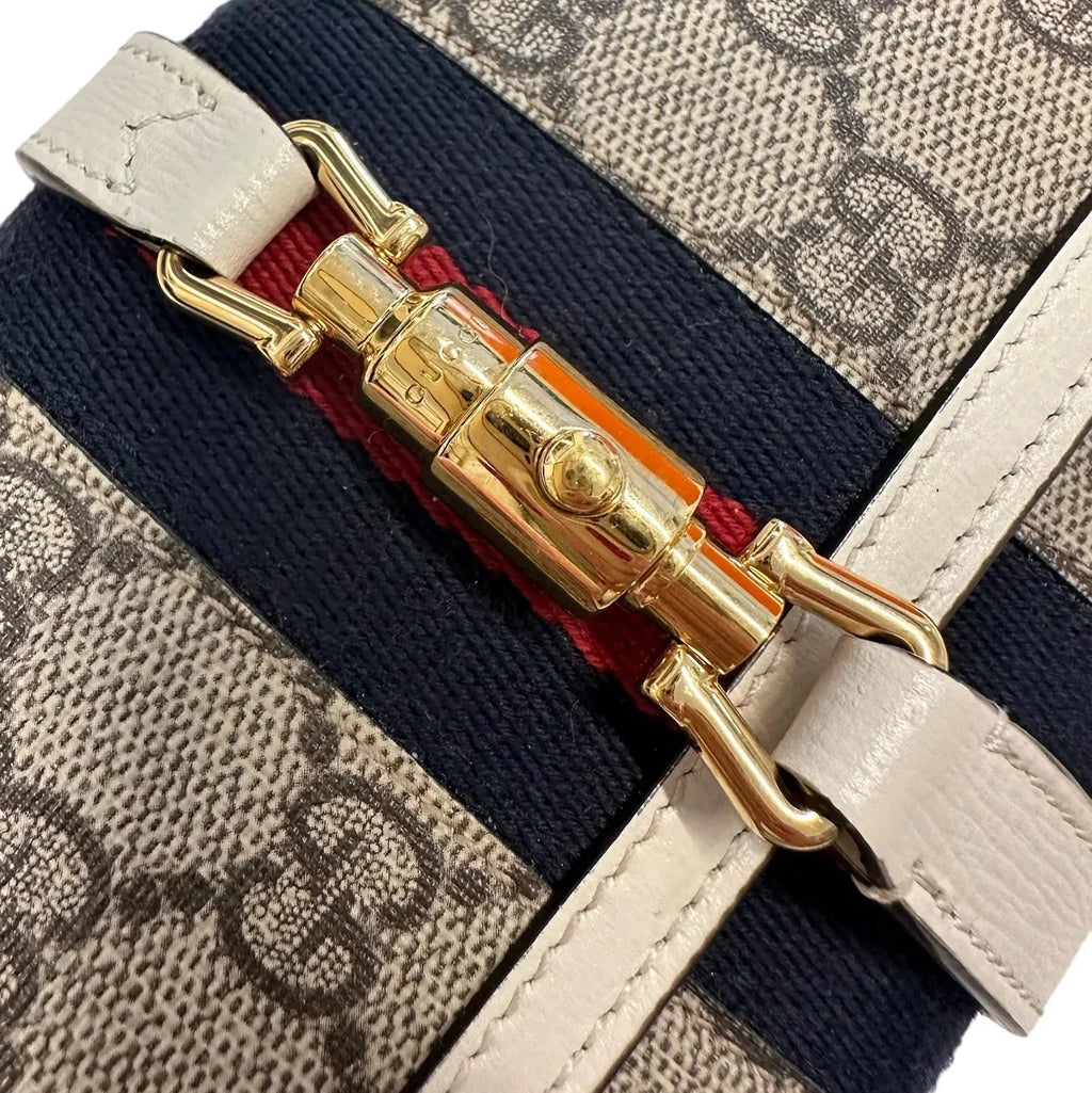 Gucci GG Supreme Jackie 1961 Chain Wallet – Beige